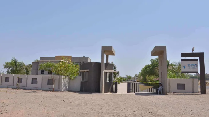 Global Ayurved College